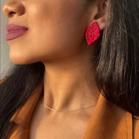 Handmade | Modern Red Floral Clay Earrings | 14k Gold Plated Stainless Steel - Picture 1 of 4